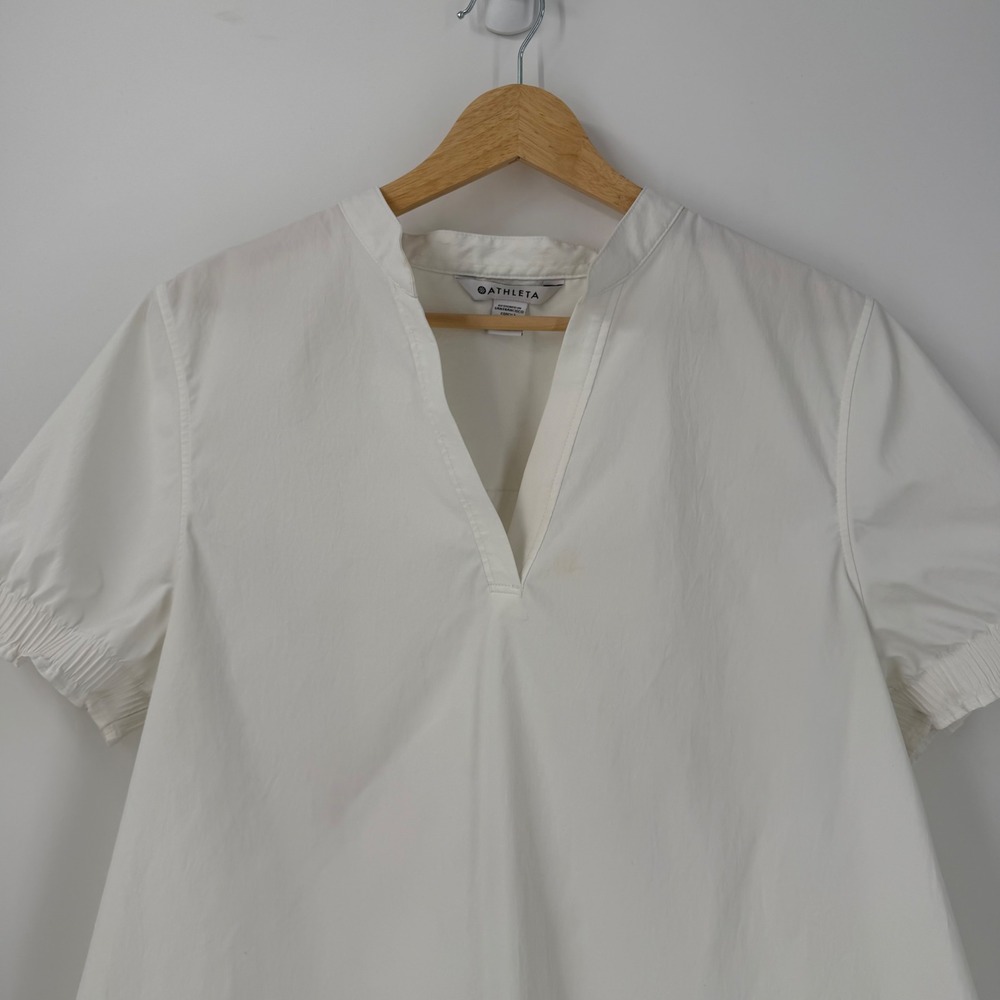 Athleta Levitate Poplin Tee Womens Medium White V-Neck Smocked Puff Sleeve Top - Picture 3 of 10